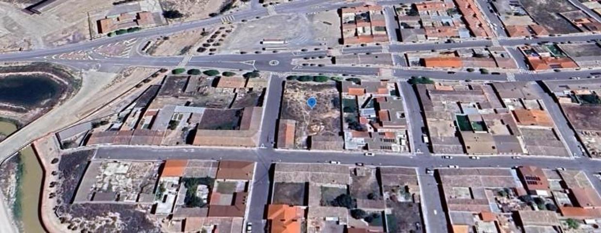 Terreno en venta en Fustiñana, Calle Mayor, 31510 photo 0