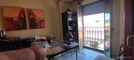 Piso en venta en Plasencia, Calle Rey, 10600 photo 0