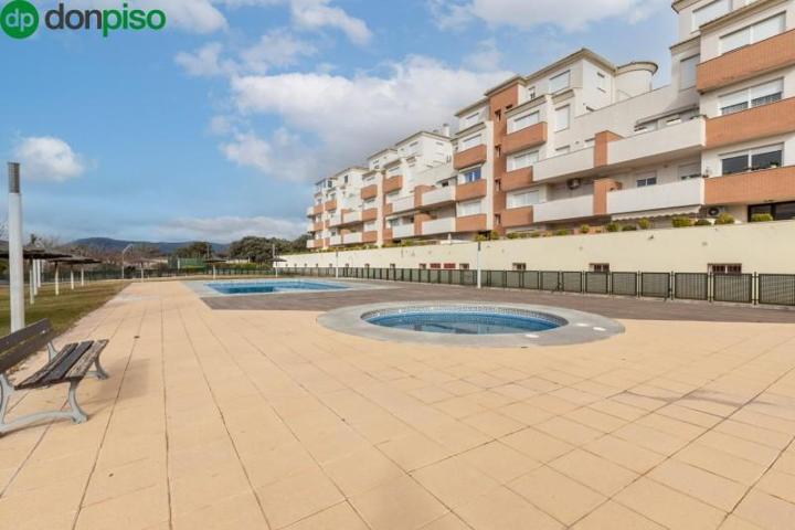 Piso en venta en Atarfe, Pantano de Cubillas photo 0