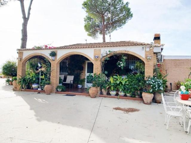 Chalet en venta en Bonares, Bonares photo 0