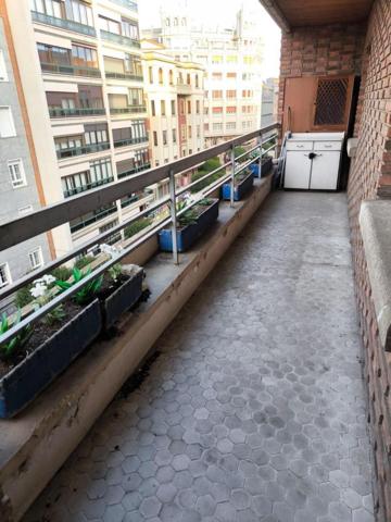 Piso en venta en León, Centro photo 0