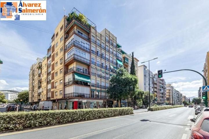 Piso en venta en Granada, Camino de ronda photo 0