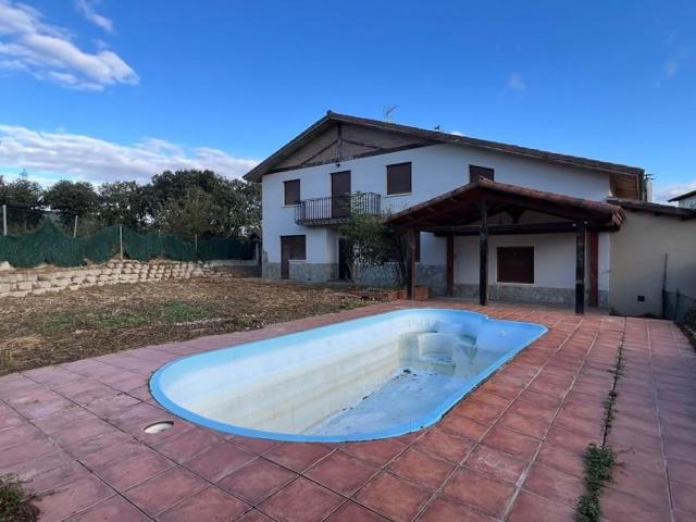 Chalet en venta en Vitoria-Gasteiz, Añana photo 0