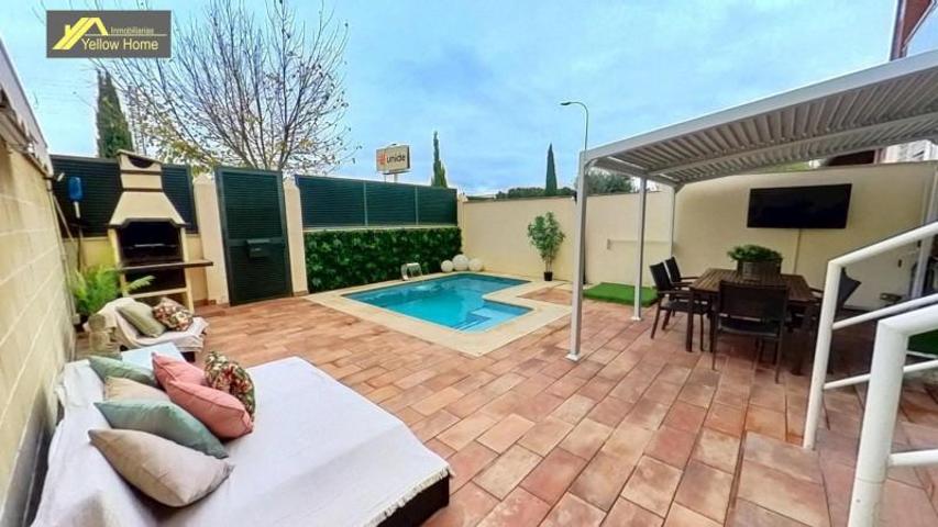 Adosada en venta en Valdemoro, Hospital photo 0