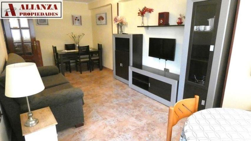 Piso en alquiler en Málaga, La Unión photo 0