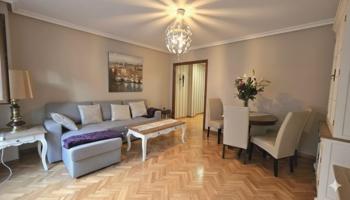 Piso en alquiler en Gijón, Gijón photo 0