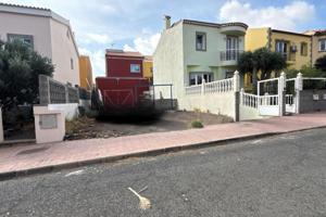 Terreno en venta en Santa Lucía de Tirajana, Vecindario-Paredilla-Sardina photo 0