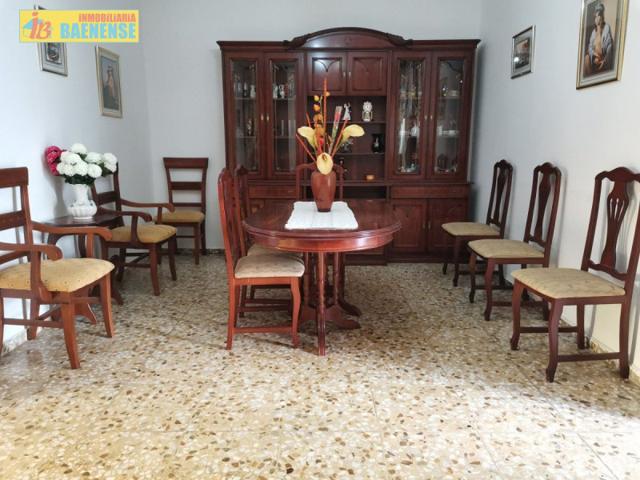 Casa en venta en Baena, Albendin photo 0