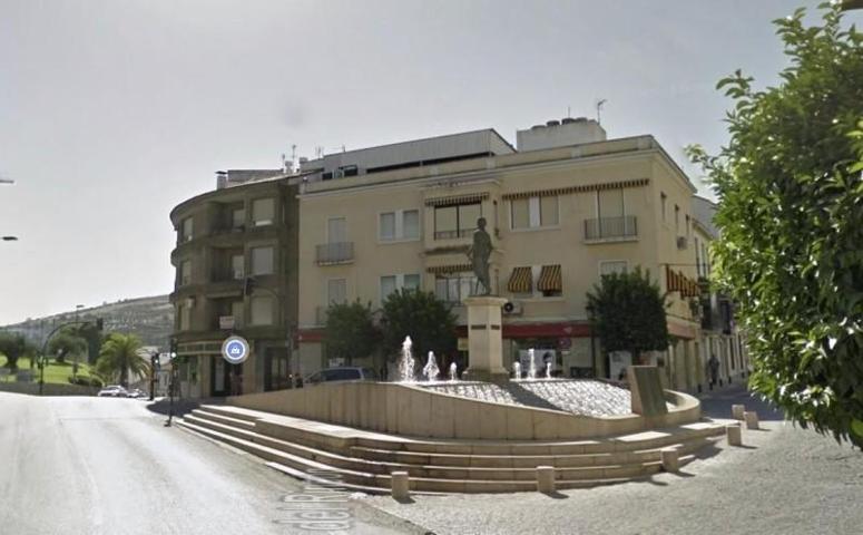 Local comercial en venta en Baena, Centro-Ensanche photo 0