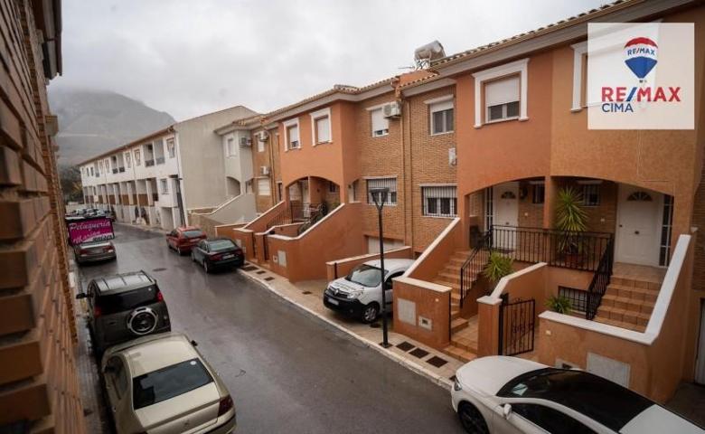 Adosada en venta en Zújar, Zújar photo 0