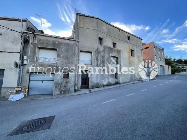 Casas de pueblo en venta en Argençola, Montmaneu photo 0