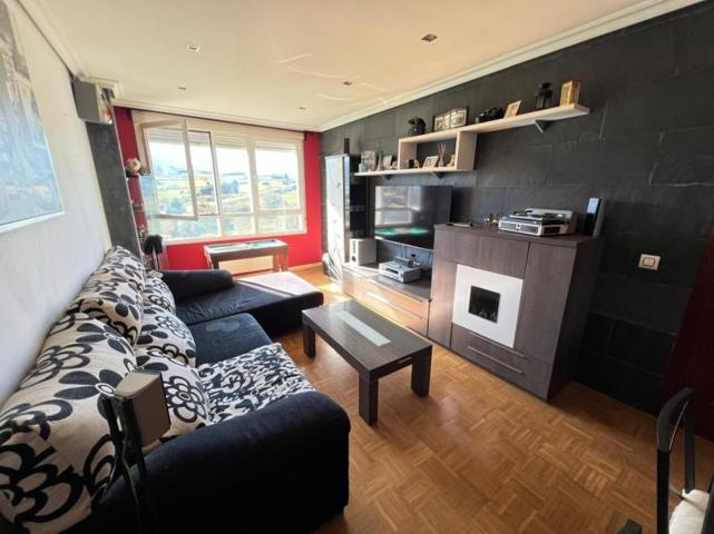 Piso en venta en Avilés, Avilés photo 0