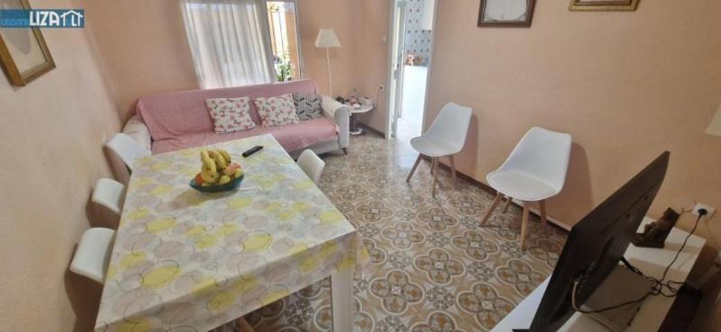 Piso en venta en Alicante, Carolinas Altas photo 0