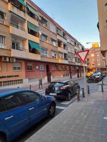 Piso en venta en Alicante, Altozano photo 0