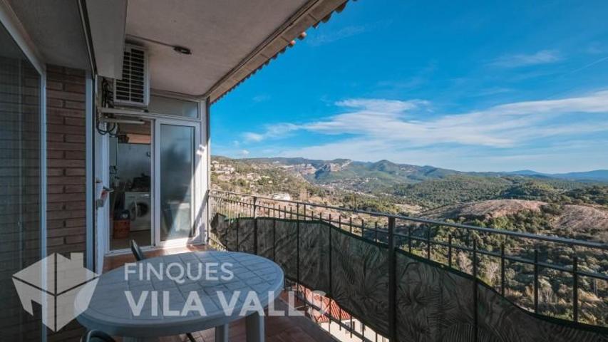 Piso en venta en Sant Feliu de Codines, El gurugu photo 0