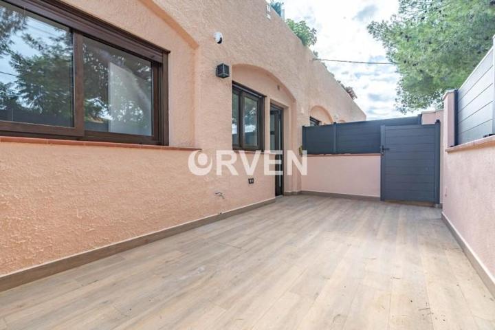 Planta baja en venta en Roda de Barà, Roc de Gaieta photo 0