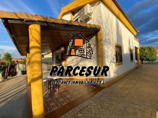 Casa con terreno en venta en Córdoba, El Higuerón photo 0