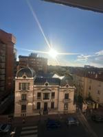 Piso en venta en León, Centro photo 0