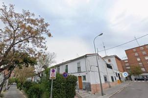 Adosada en venta en Madrid, San blas photo 0