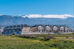 Adosada en venta en Armilla, Nevada photo 0