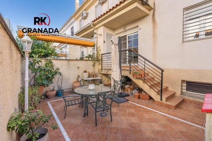 Adosada en venta en Armilla, San Miguel photo 0