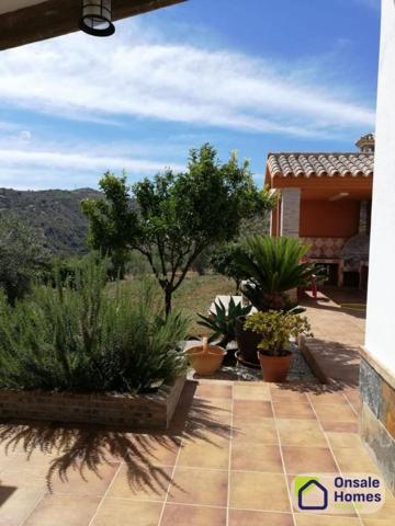 Chalet en venta en Guaro, South of spain photo 0