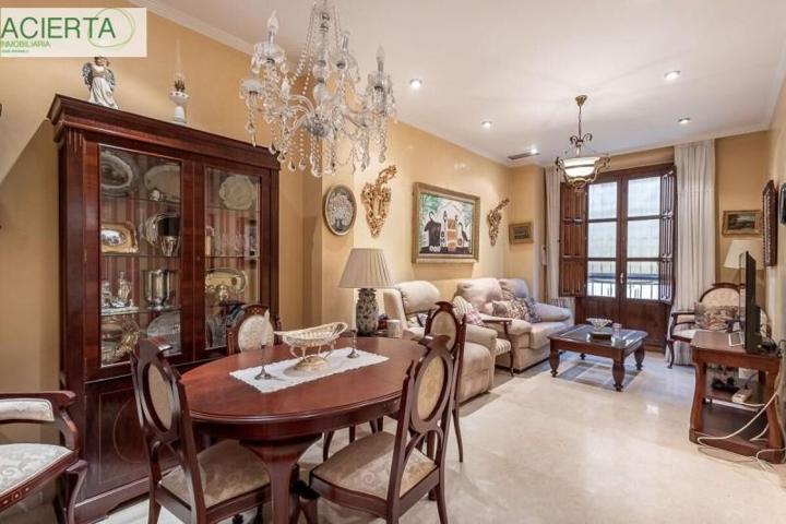 Piso en venta en Granada, Alhamar photo 0