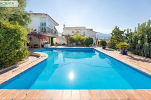 Chalet en venta en Huétor Vega, Los rebites photo 0