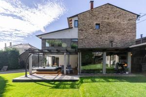 Chalet en venta en Lugo, Parroquias Oeste photo 0