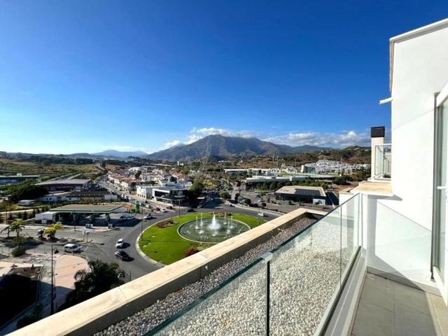 Aticos en venta en Estepona, Calle Policía Nacional, 29680 photo 0