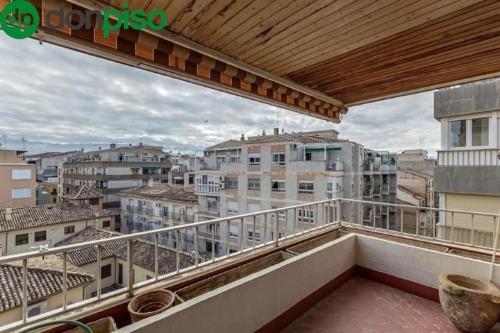 Piso en venta en Granada, Centro photo 0