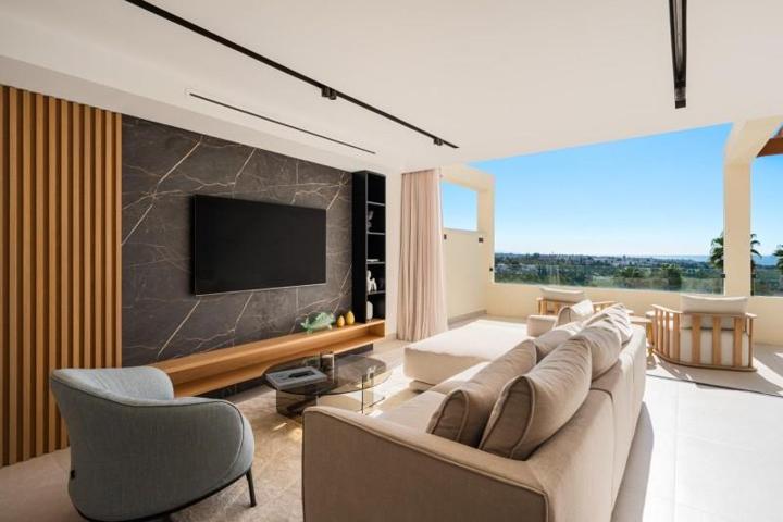 Apartamento en venta en Marbella, Los Naranjos photo 0