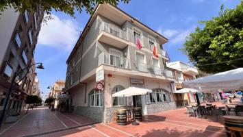 Edificio en venta en Santiago de la Ribera, Centro photo 0