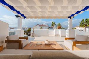 Atico Duplex en venta en Benahavís, La Quinta photo 0