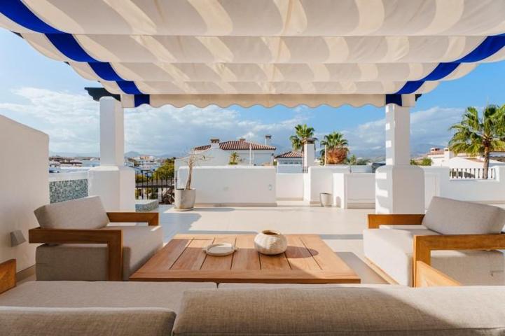 Atico Duplex en venta en Benahavís, La Quinta photo 0