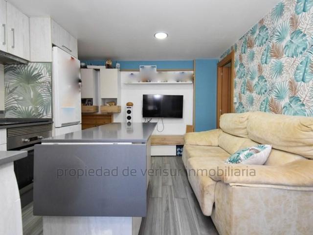 Apartamento en alquiler en Águilas photo 0