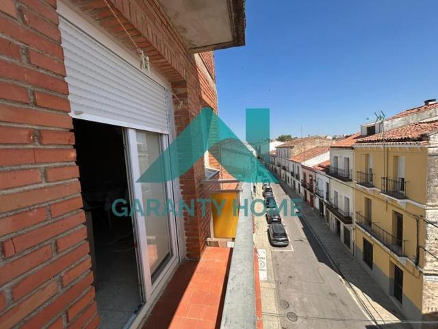 Piso en alquiler en Cáceres, Margallo photo 0