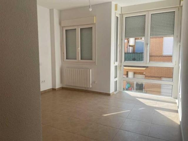 Piso en alquiler en Fuensalida photo 0