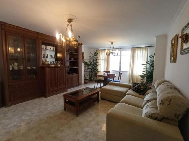 Duplex en alquiler en Ferrol, Caranza photo 0