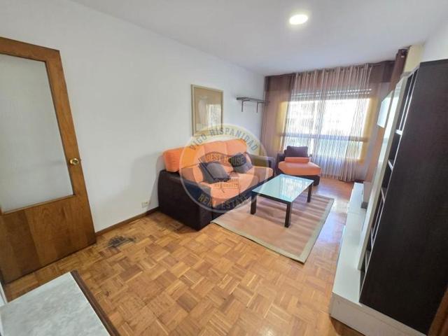 Apartamento en alquiler en Vigo, Traviesas photo 0