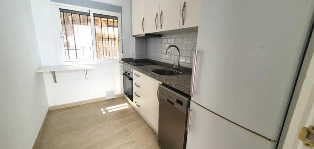 Piso en alquiler en Sevilla, Puerta de la Carne - Judería photo 0