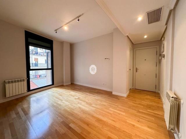 Piso en alquiler en Madrid, Trafalgar photo 0