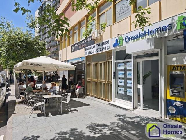 Local comercial en alquiler en Marbella, Marbella photo 0