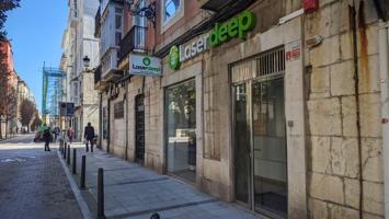 Local comercial en alquiler en Santander, Centro-Puertochico photo 0