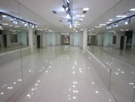 Local comercial en alquiler en Barcelona, La Vila de Gràcia photo 0