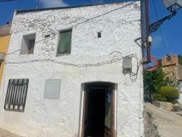 Casas de pueblo en venta en Ulldecona, Cataluna photo 0