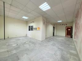 Local comercial en venta en Mairena del Aljarafe, Lepanto photo 0