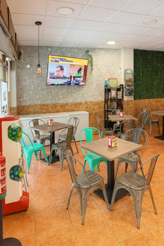 Local comercial en alquiler en Riosa, Riosa photo 0