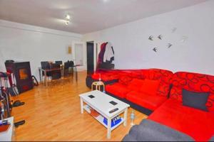 Casa en venta en Cuevas del Becerro, Andalucia photo 0