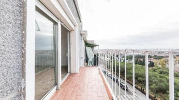 Piso en venta en L'Hospitalet de Llobregat, La Florida photo 0